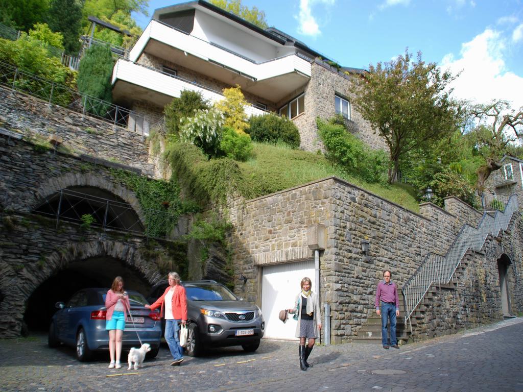 Eleganza Monschau Hotel Bagian luar foto