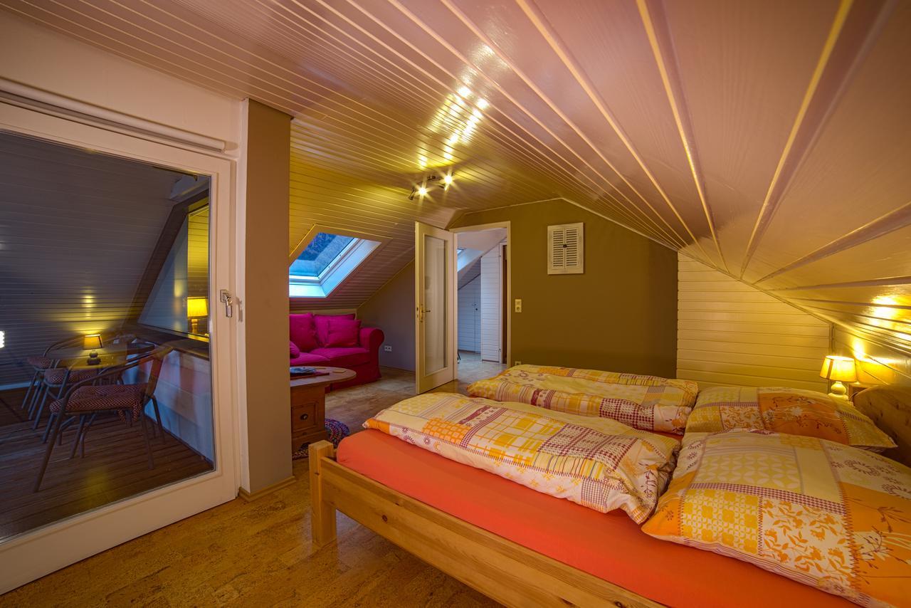 Eleganza Monschau Hotel Bagian luar foto