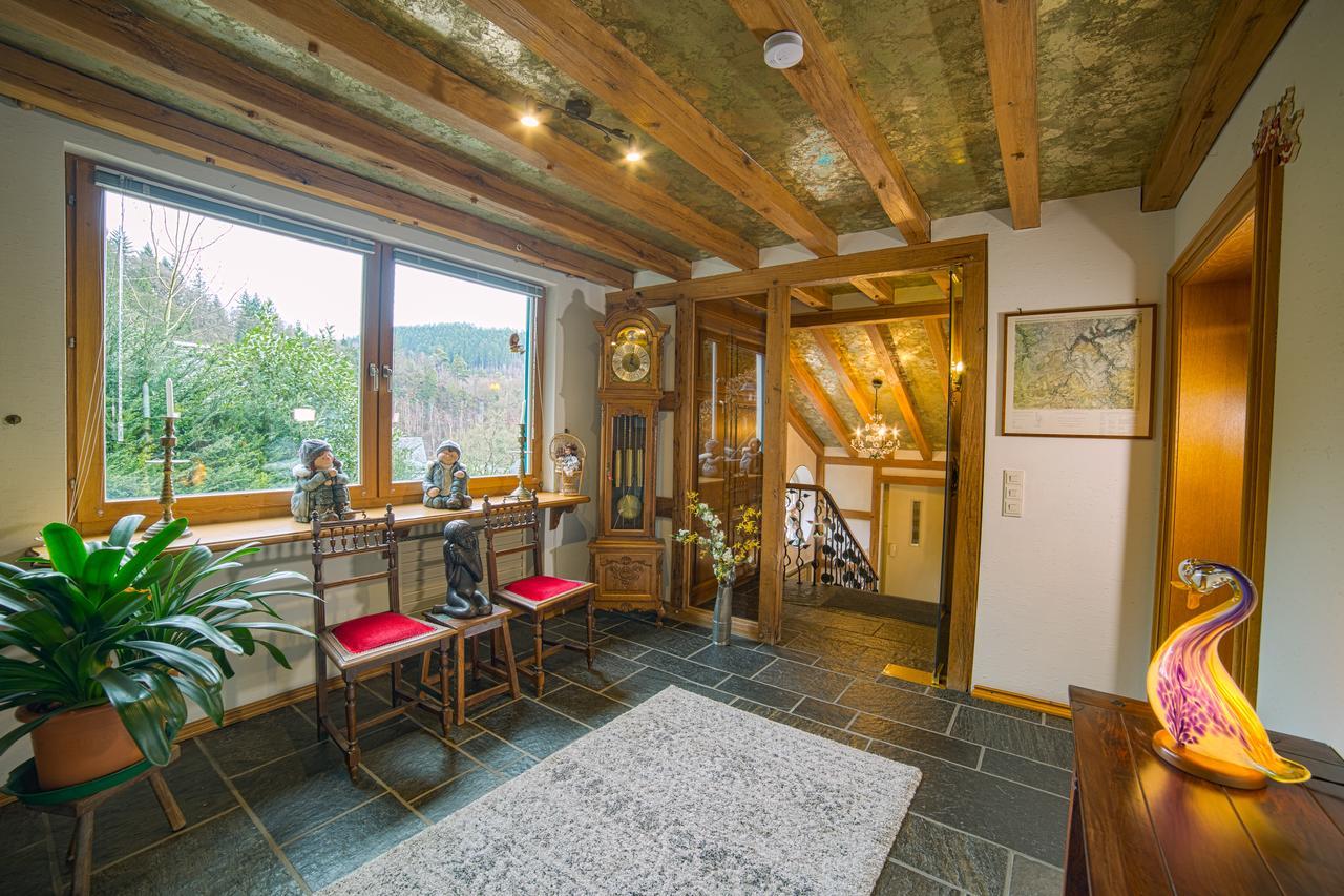 Eleganza Monschau Hotel Bagian luar foto