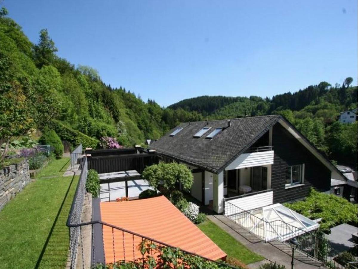 Eleganza Monschau Hotel Bagian luar foto